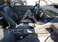 2010 Toyota PRIUS фото