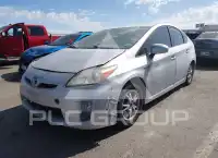 2010 Toyota PRIUS фото