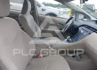 2010 Toyota PRIUS фото