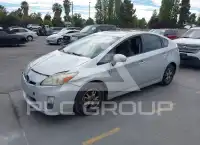 2010 Toyota PRIUS фото