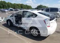2010 Toyota PRIUS фото