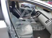 2010 Toyota PRIUS фото