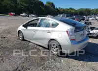 2010 Toyota PRIUS фото
