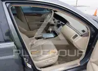 2010 Toyota AVALON фото