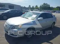 2010 Toyota AVALON photo