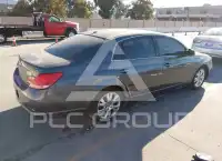 2010 Toyota AVALON фото