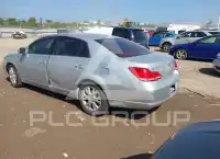 2010 Toyota AVALON фото