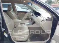 2010 Toyota AVALON фото