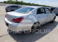 2010 Toyota AVALON фото