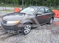 2010 KIA Optima photo