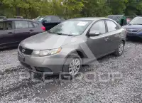 2010 KIA Forte фото