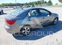 2010 KIA Forte фото