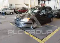 2010 KIA Rondo photo