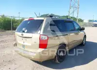 2010 KIA Sedona фото