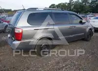 2010 KIA Sedona фото