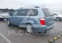 2010 KIA Sedona фото