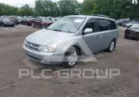 2010 KIA Sedona фото