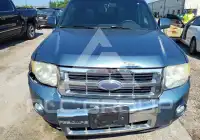 2010 Ford ESCAPE photo