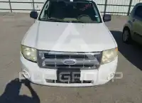 2010 Ford ESCAPE photo