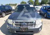 2010 Ford ESCAPE photo