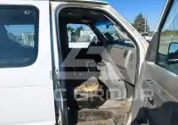 2010 Ford E-350 фото
