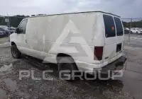 2010 Ford E-150 фото