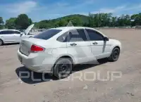 2010 Ford FOCUS фото