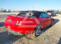 2010 Ford MUSTANG фото