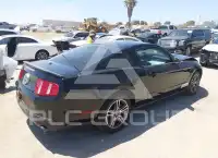 2010 Ford MUSTANG фото