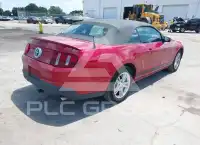 2010 Ford MUSTANG photo