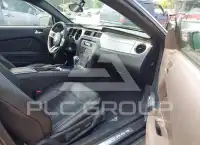 2010 Ford MUSTANG photo