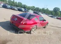 2010 Ford MUSTANG photo