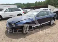 2010 Ford MUSTANG фото