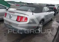 2010 Ford MUSTANG photo