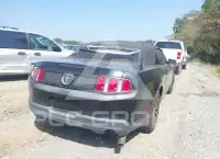 2010 Ford MUSTANG фото