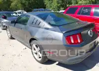 2010 Ford MUSTANG фото