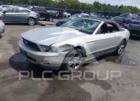 2010 Ford MUSTANG photo