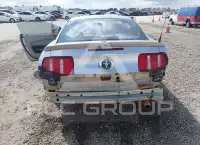 2010 Ford MUSTANG фото