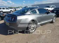 2010 Ford MUSTANG фото