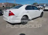 2010 Ford FUSION photo