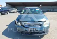 2010 Ford TAURUS фото