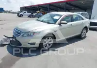 2010 Ford TAURUS фото