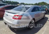 2010 Ford TAURUS фото