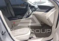 2010 Ford TAURUS фото