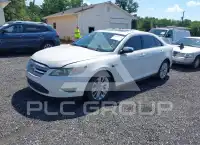 2010 Ford TAURUS photo