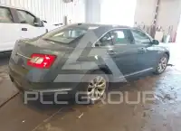 2010 Ford TAURUS фото