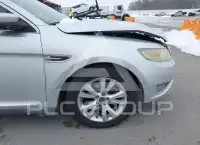 2010 Ford TAURUS фото