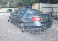 2010 Ford TAURUS photo