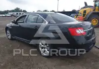 2010 Ford TAURUS фото