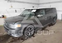 2010 Ford FLEX photo